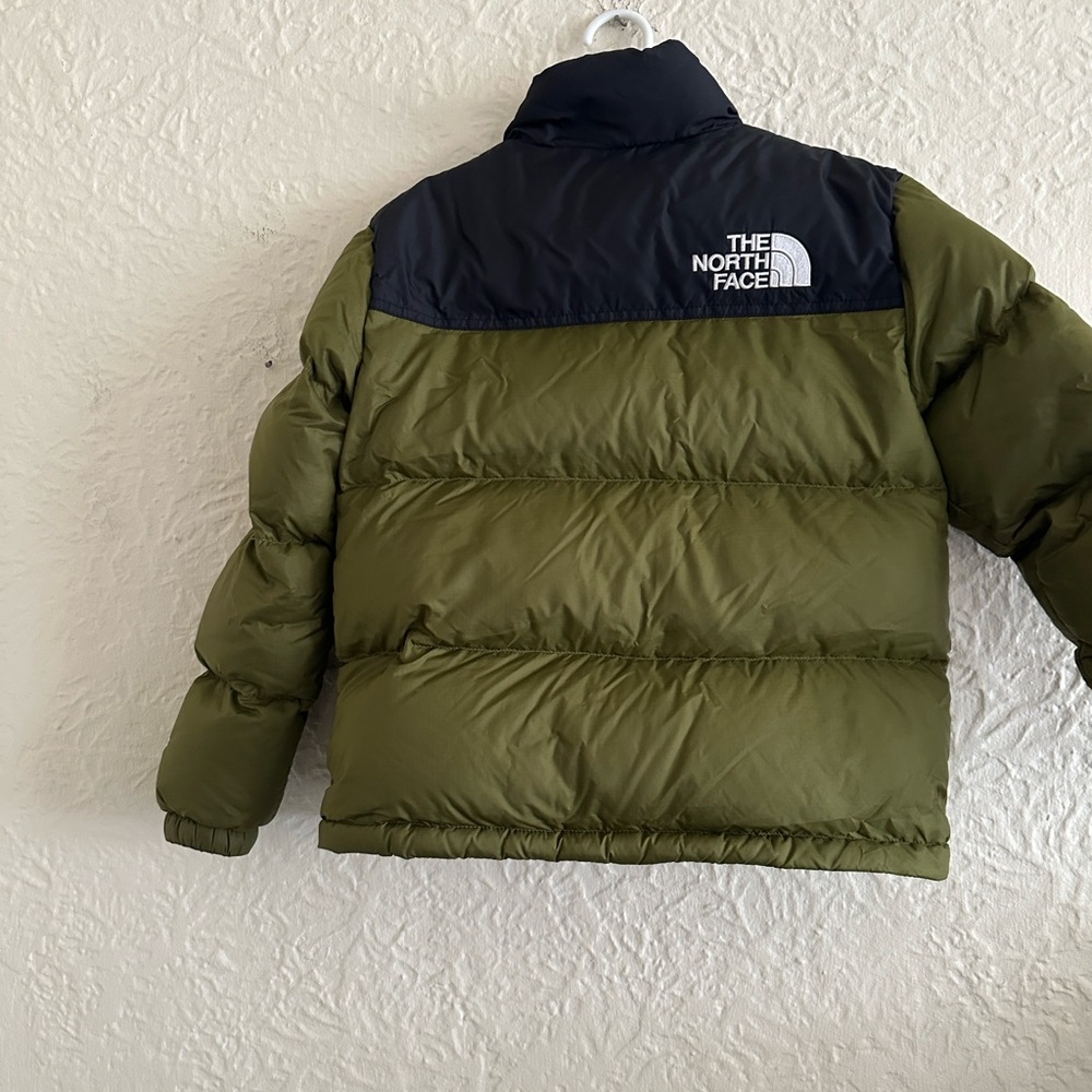 The North Face Teens 1996 Retro Nuptse Jacket Black Forest Green Teen 10 Kids - Picture 13 of 16